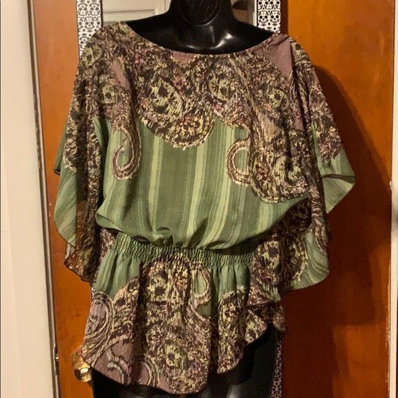 💟Top - Picture 2 of 2